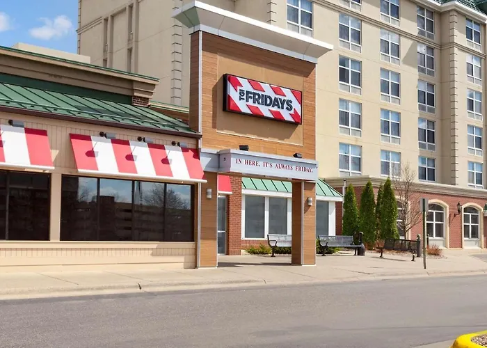 Hotel Park Plaza Minneapolis Mall Of America 3*