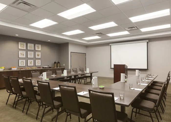 Hotel Park Plaza Minneapolis Mall Of America 3*